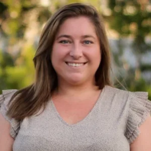 Demi Borden headshot